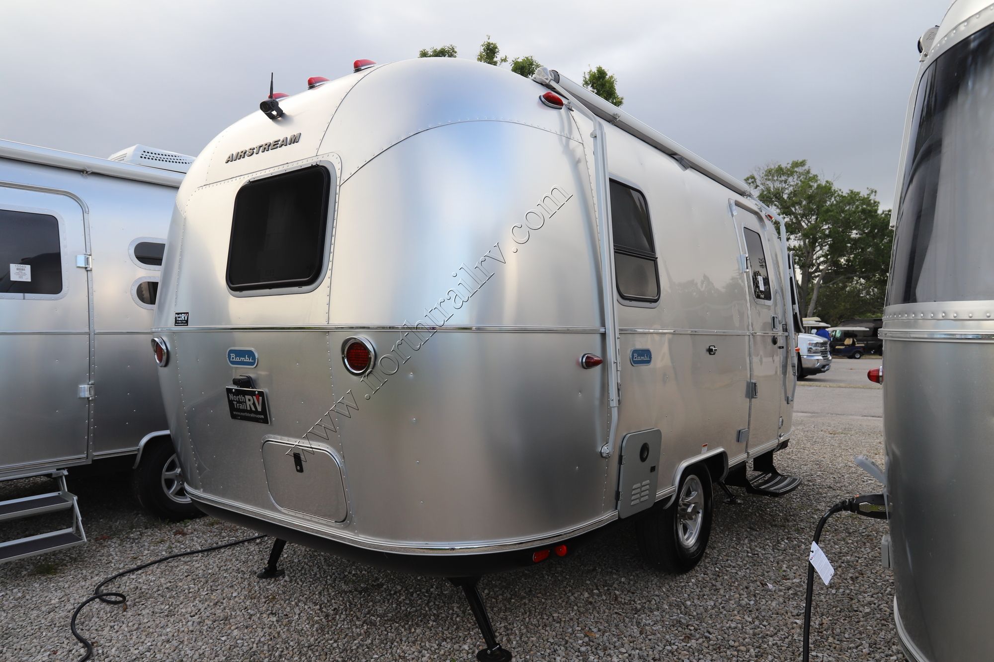 New 2023 Airstream Bambi 19CB Travel Trailer  For Sale