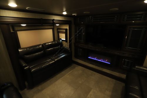 2020 Heartland Rv Big Country 3902FL