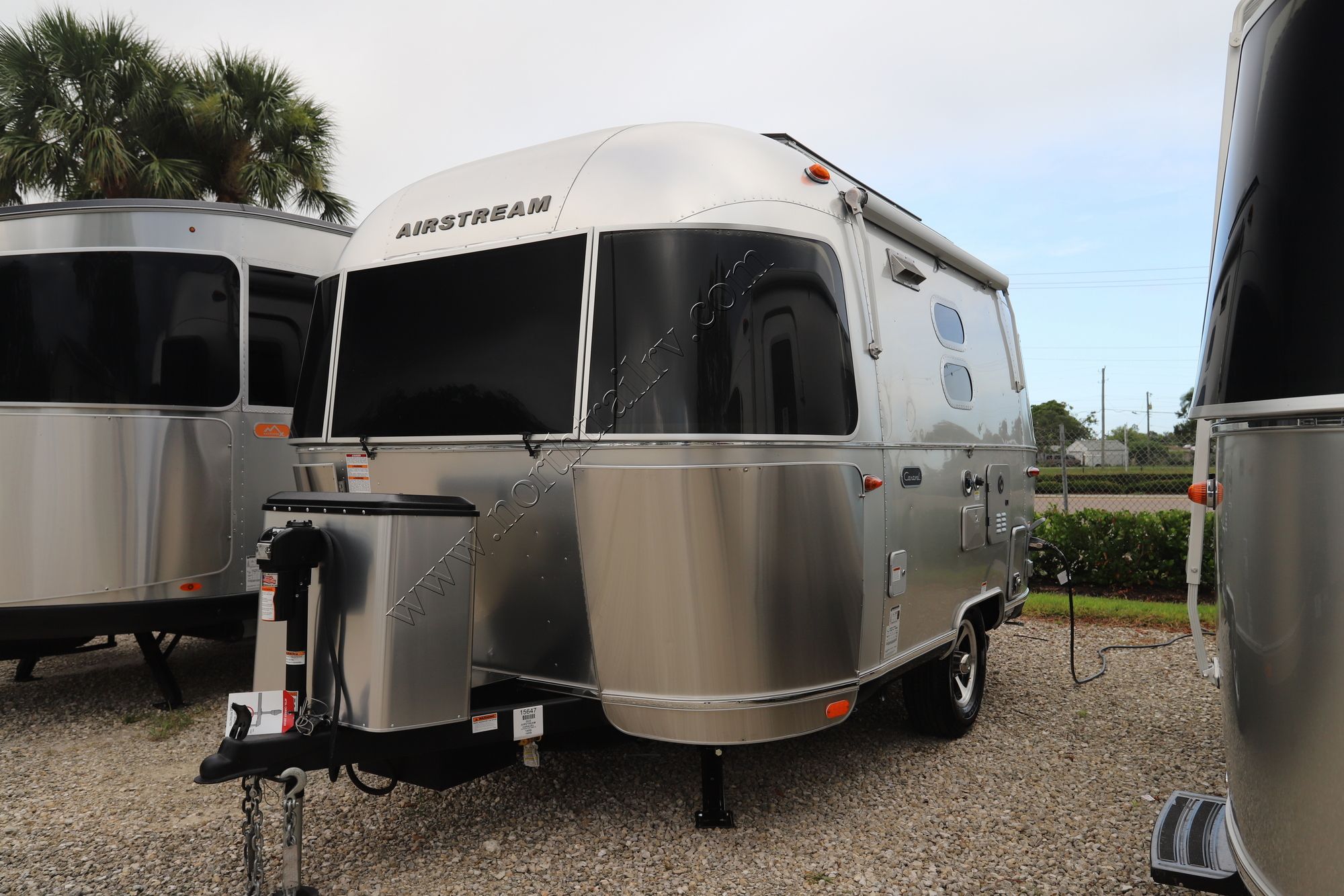 New 2023 Airstream Caravel 16RB Travel Trailer  For Sale