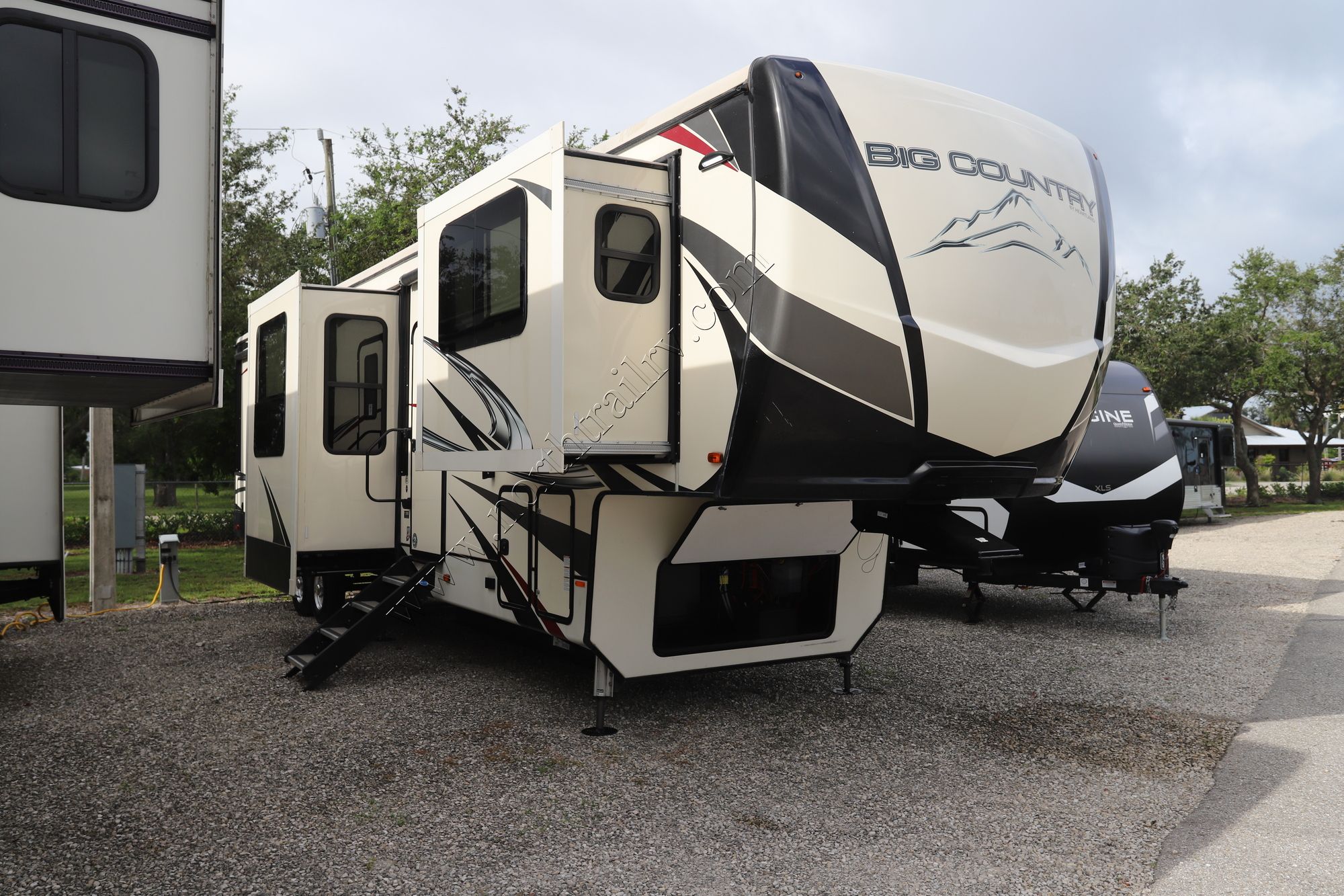 Used 2020 Heartland Rv Big Country 3902FL Fifth Wheel  For Sale