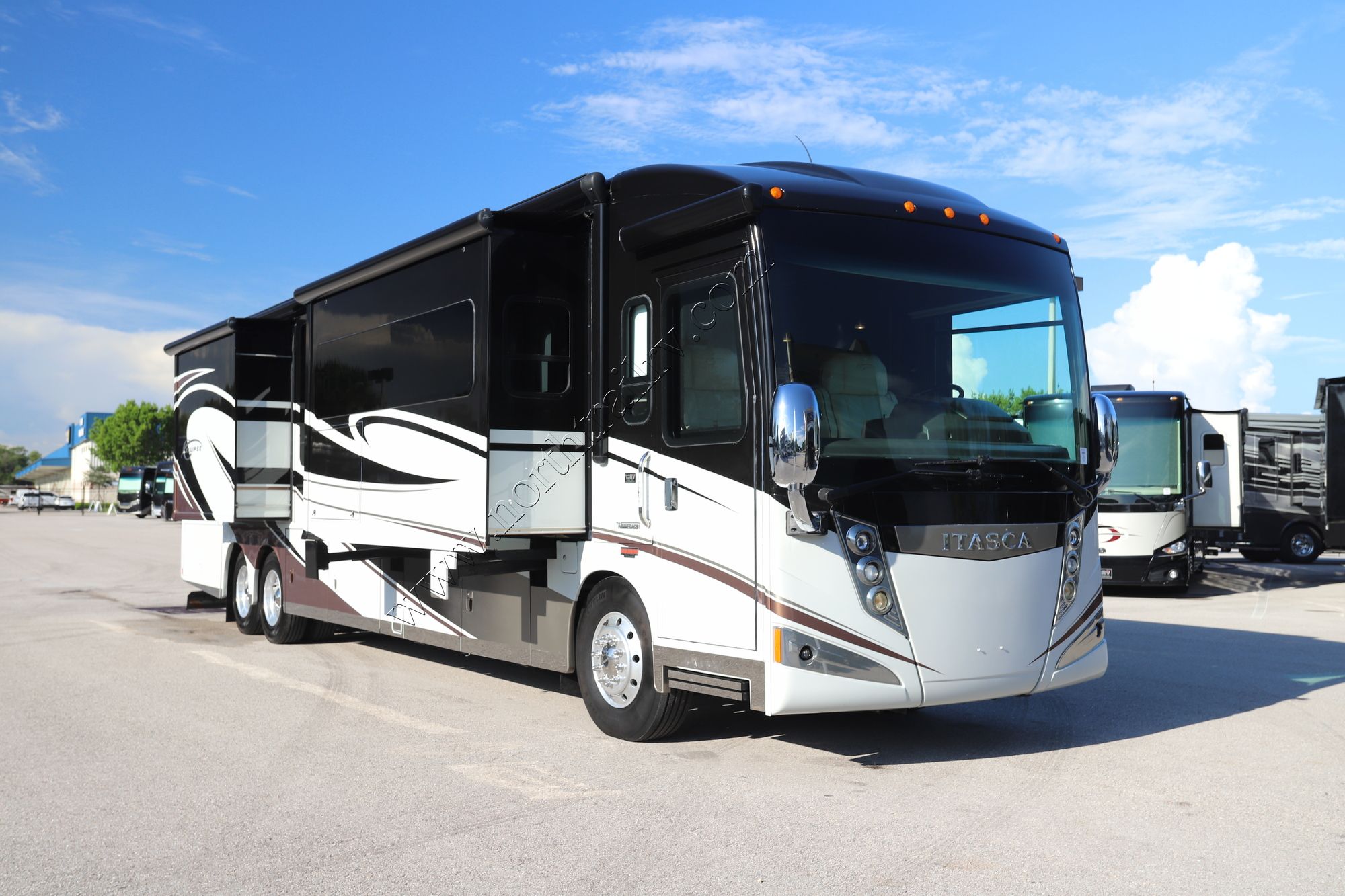 Used 2016 Itasca Ellipse 42HD Class A  For Sale