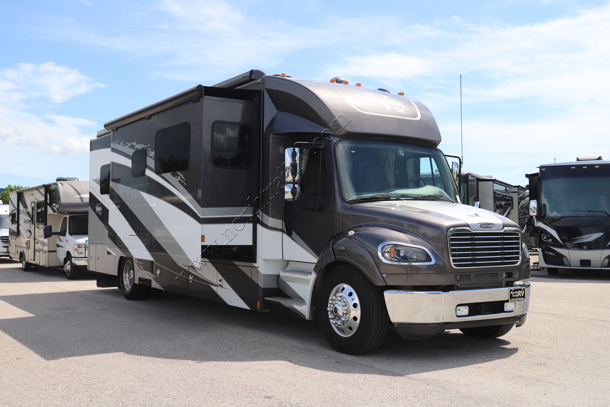 Used 2021 Renegade Rv Verona Le 37LMB Super C  For Sale