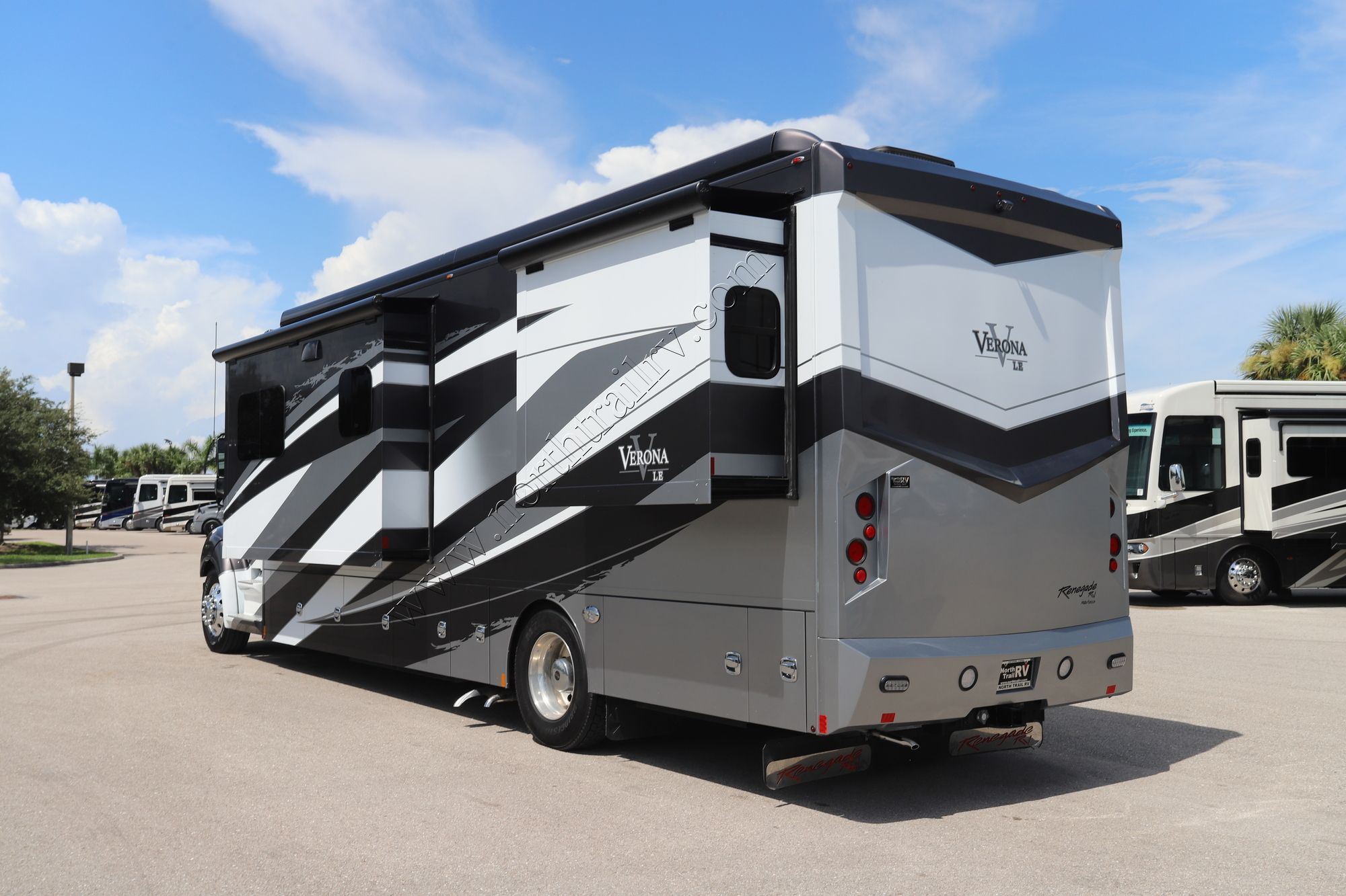 Used 2021 Renegade Rv Verona Le 37LMB Super C  For Sale