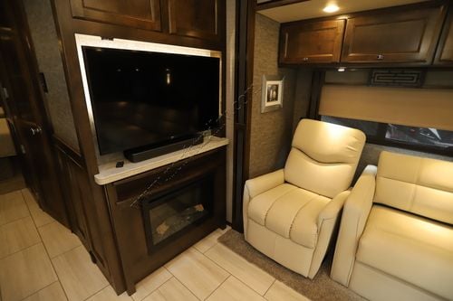 2021 Tiffin Motor Homes Allegro Red 37PA
