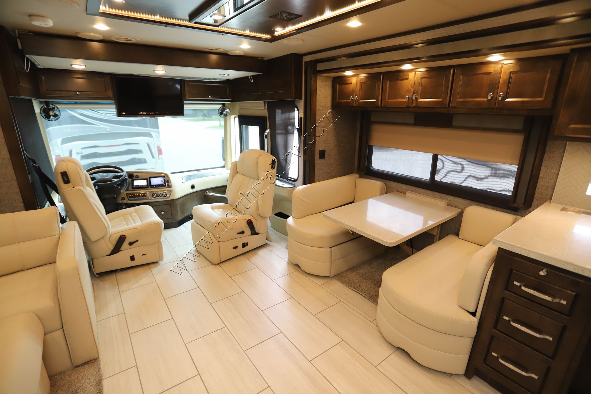 Used 2021 Tiffin Motor Homes Allegro Red 37PA Class A  For Sale