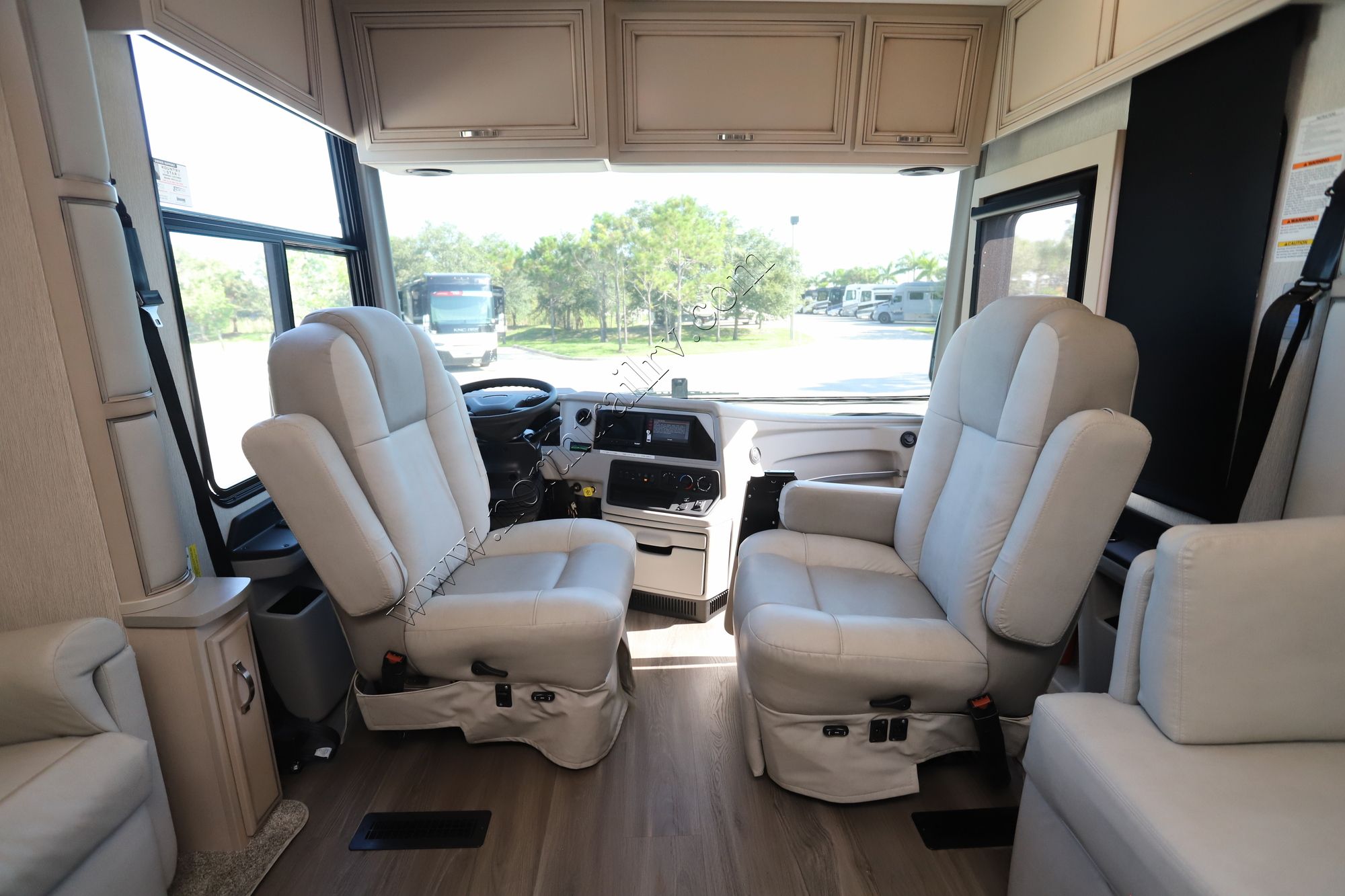 Used 2023 Newmar Kountry Star 3412 Class A  For Sale