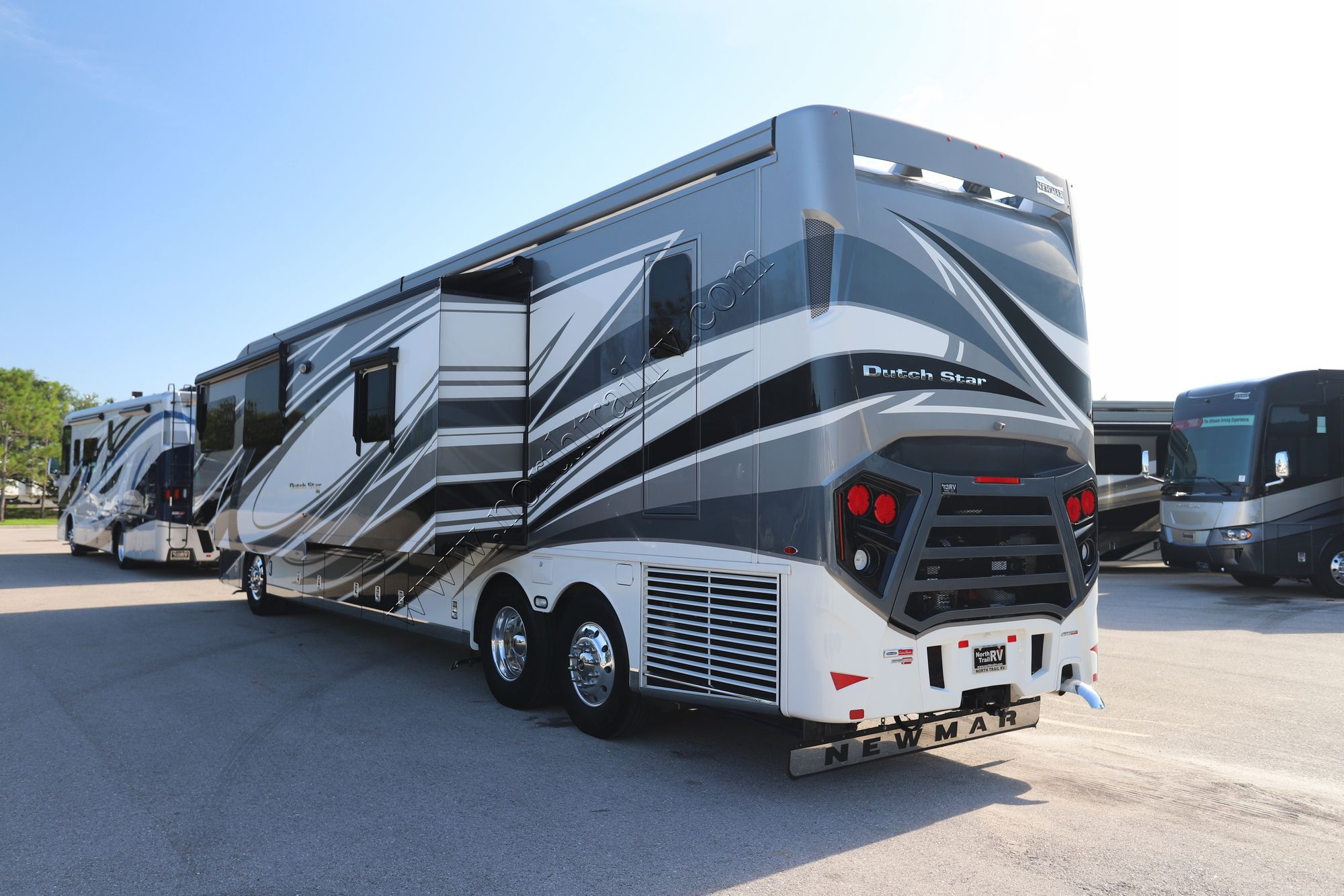 Used 2021 Newmar Dutch Star 4369 Class A  For Sale