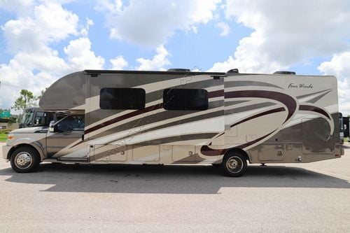 2016 Thor Four Winds 35SK