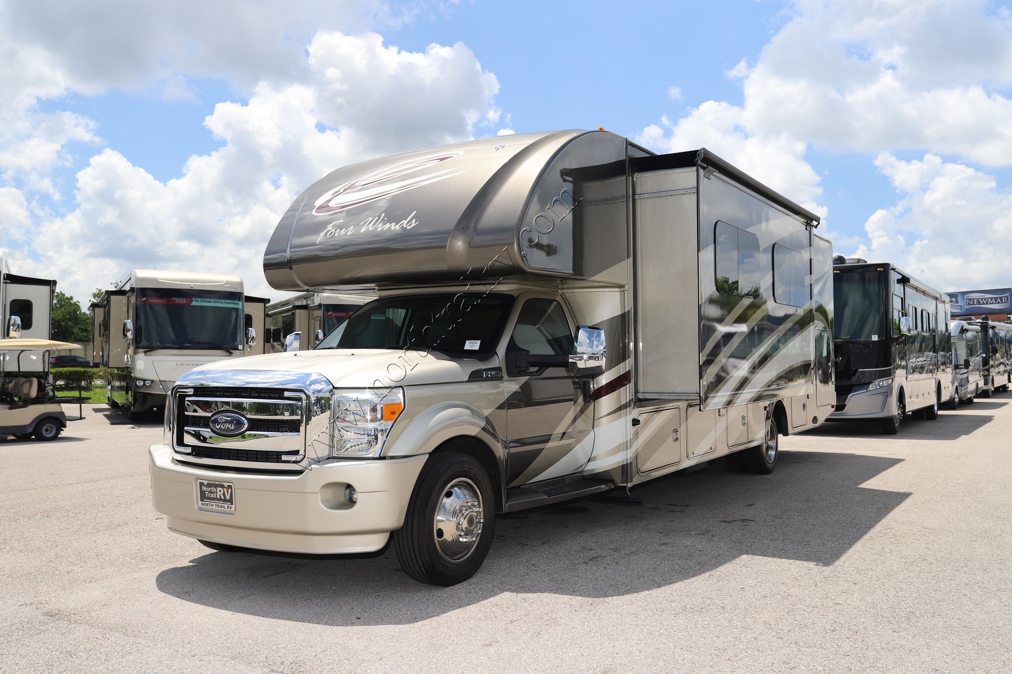 Used 2016 Thor Four Winds 35SK Super C  For Sale