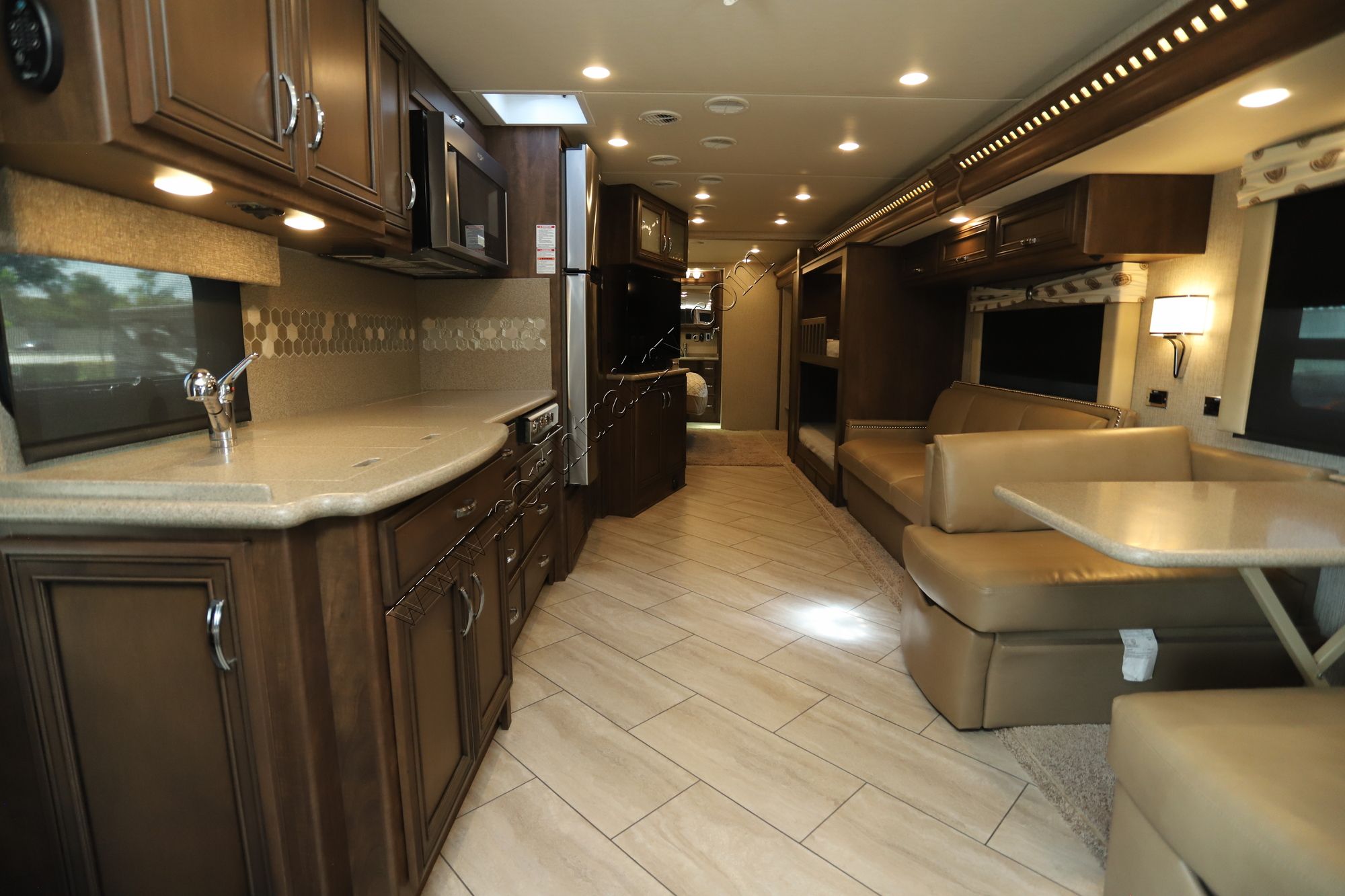 Used 2020 Newmar Bay Star 3616 Class A  For Sale
