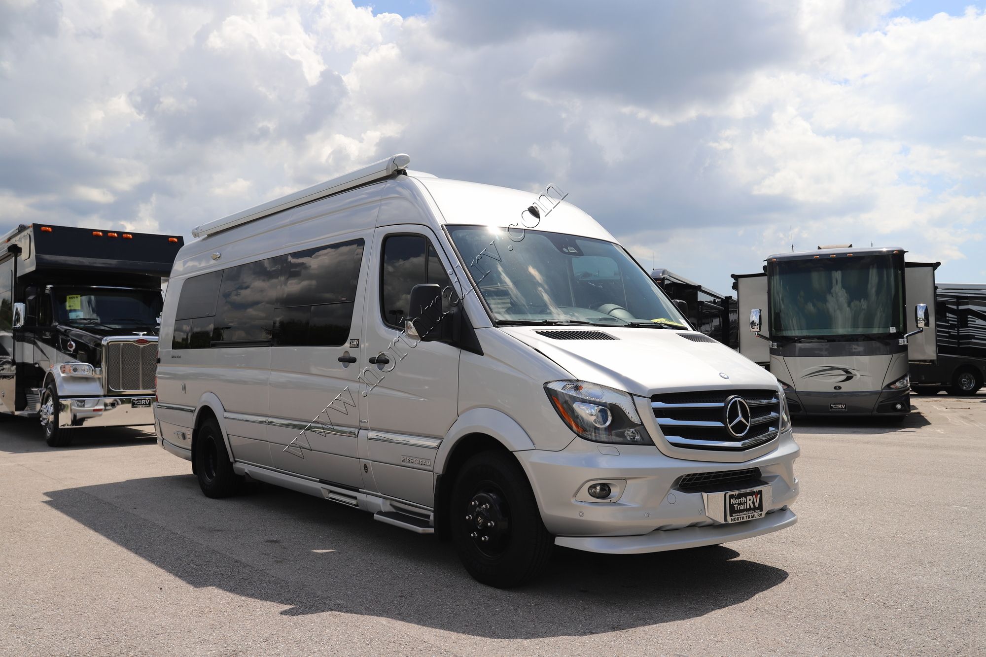 Used 2015 Airstream Interstate LOUNGE Class B  For Sale
