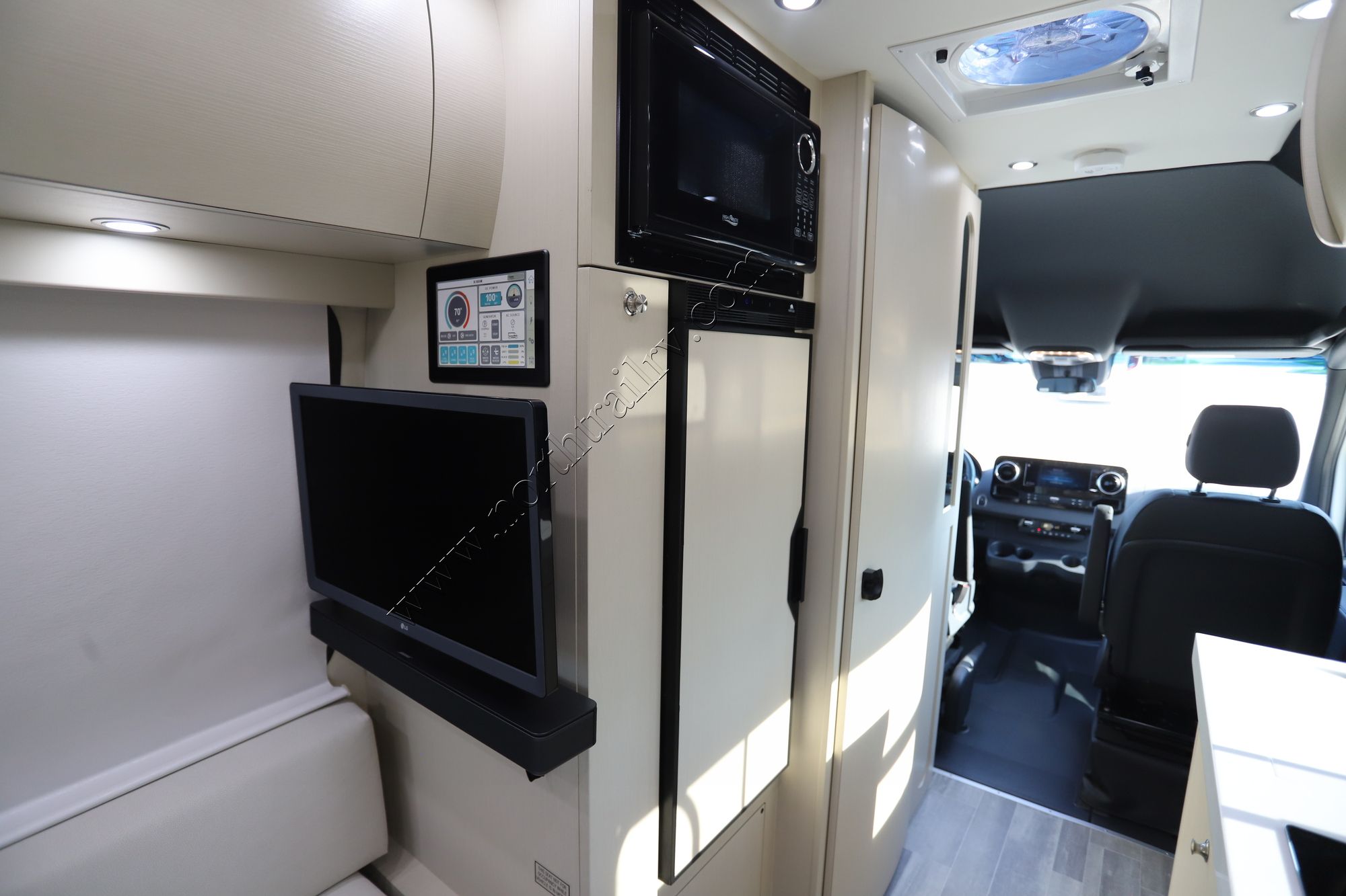 Used 2023 Pleasure-Way Ascent TS Class B  For Sale