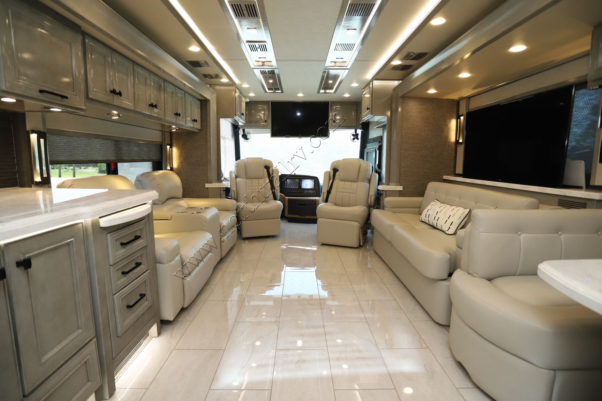 Used 2020 Tiffin Motor Homes Allegro Bus 45OPP Class A  For Sale