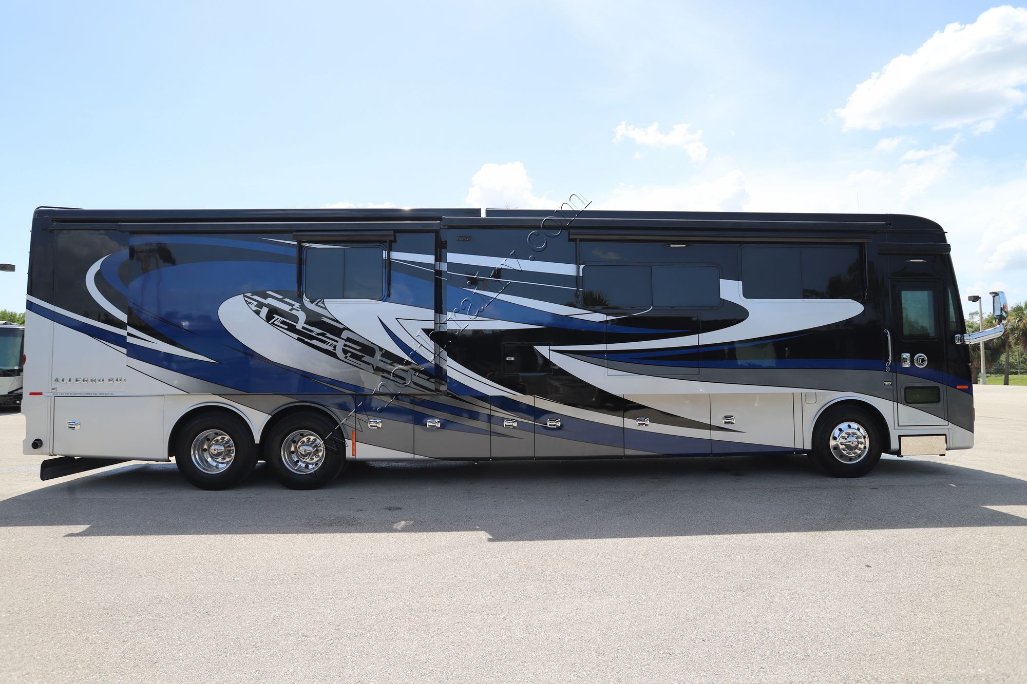 Used 2020 Tiffin Motor Homes Allegro Bus 45OPP Class A  For Sale