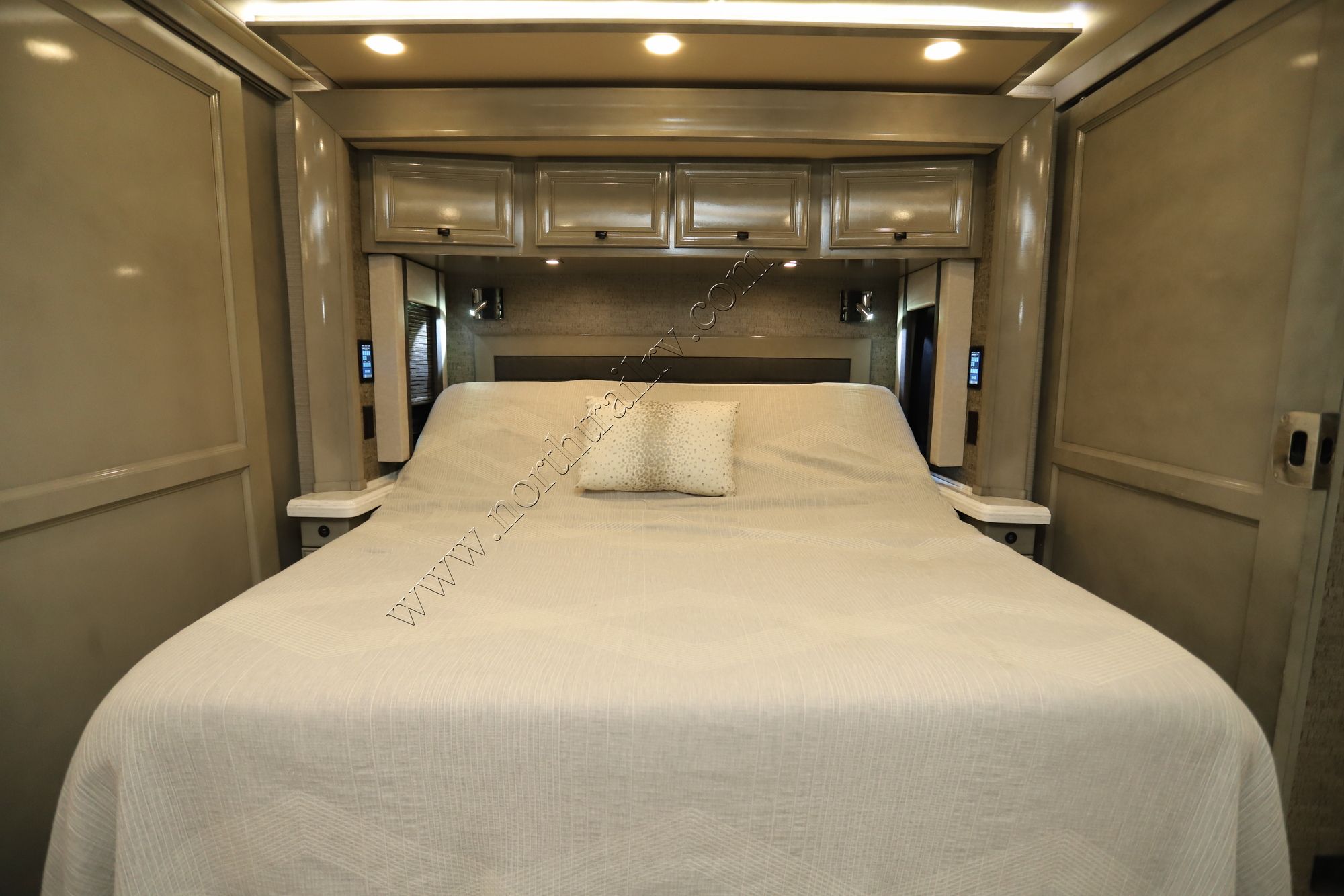 Used 2020 Tiffin Motor Homes Allegro Bus 45OPP Class A  For Sale