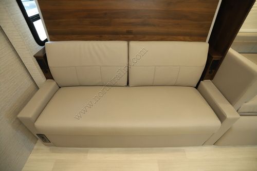 2022 Winnebago Navion 24D