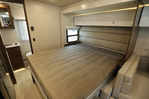 2022 Winnebago Navion 24D