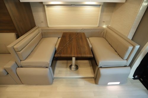 2022 Winnebago Navion 24D