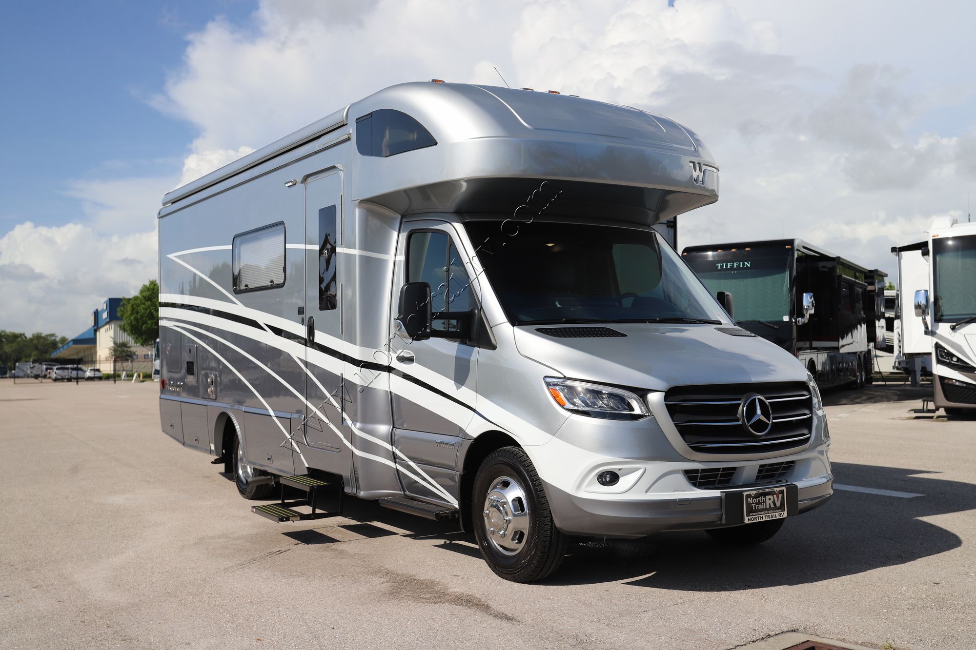 Used 2022 Winnebago Navion 24D Class C  For Sale