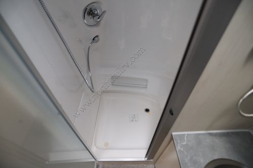 2024 Airstream Flying Cloud 23FB