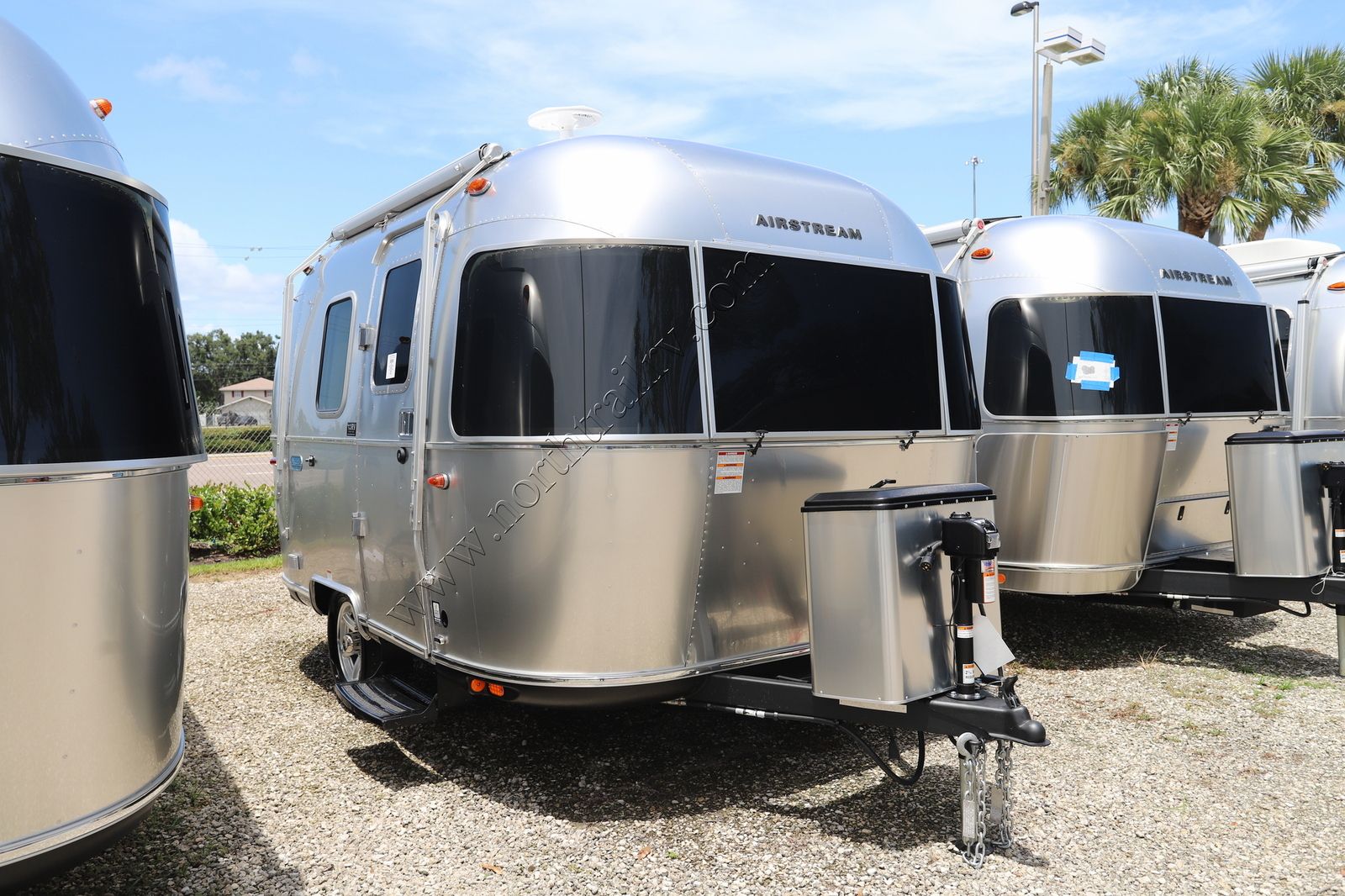 2024 Airstream Bambi 16RB 15705