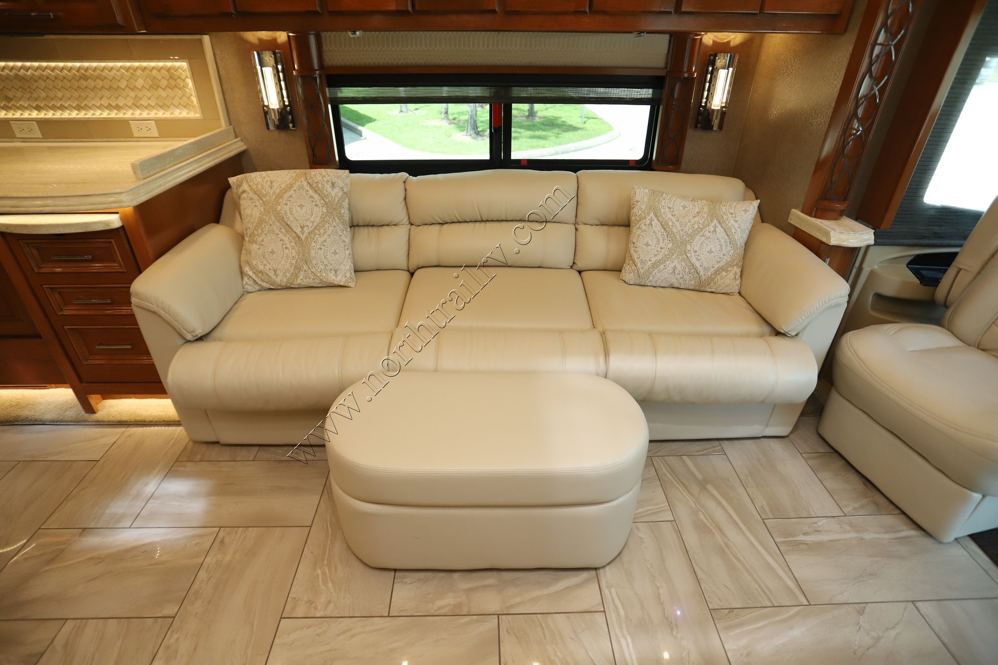 Used 2018 Tiffin Motor Homes Allegro Bus 45OPP Class A  For Sale