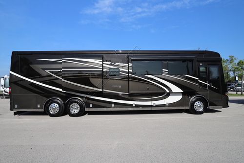 2023 Newmar London Aire 4521