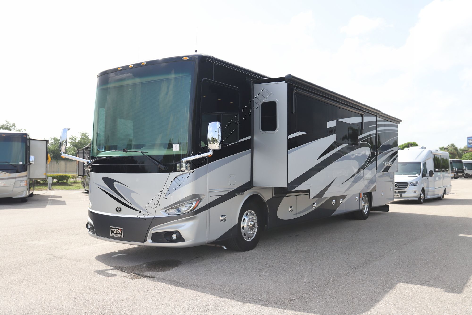 Used 2018 Tiffin Motor Homes Phaeton 40QBH Class A  For Sale