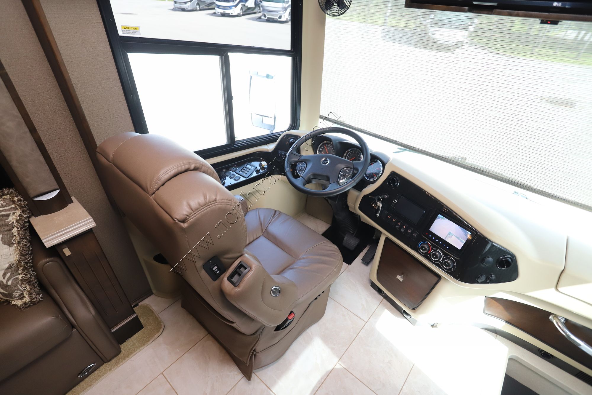 Used 2018 Tiffin Motor Homes Phaeton 40QBH Class A  For Sale