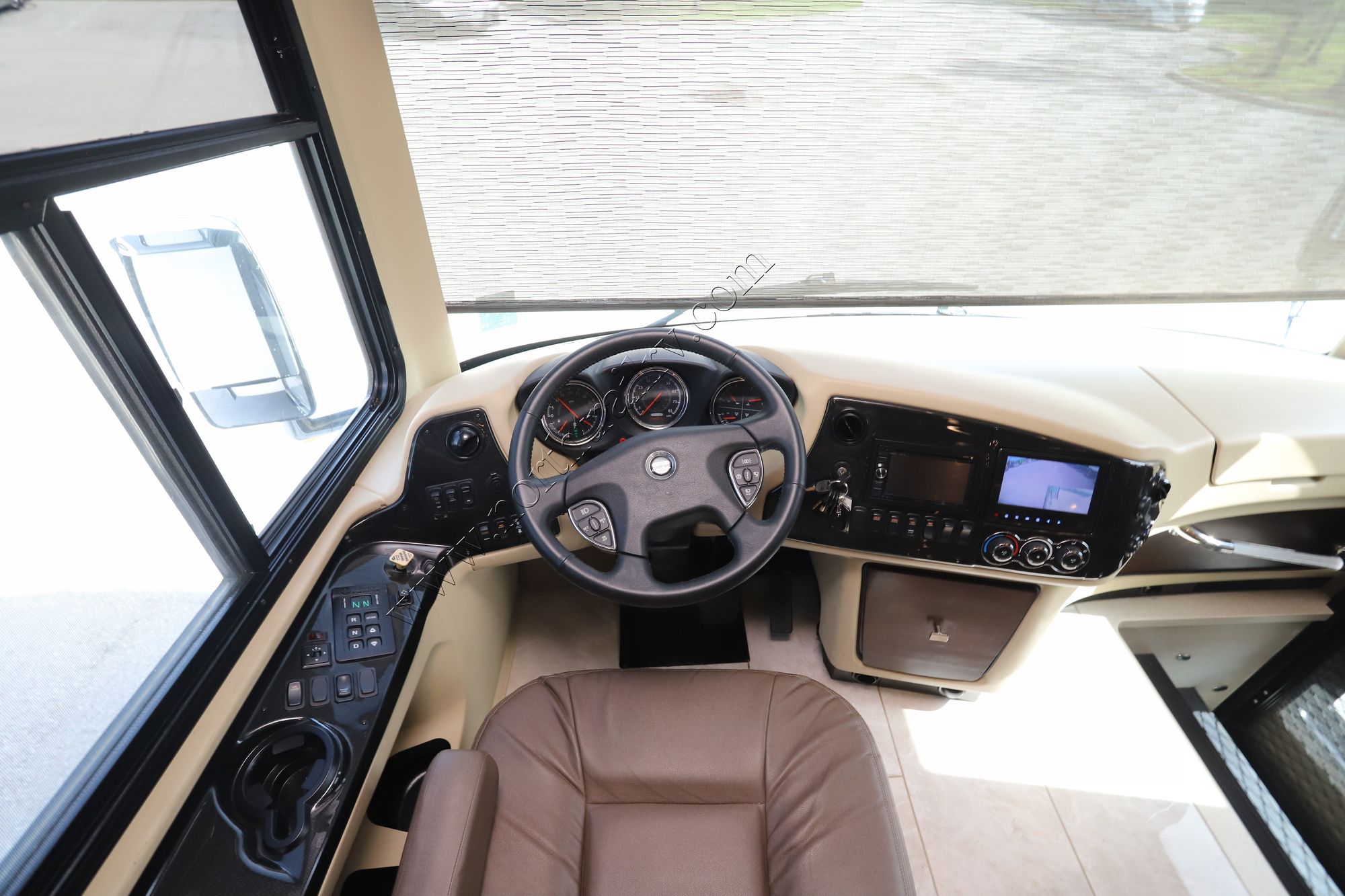 Used 2018 Tiffin Motor Homes Phaeton 40QBH Class A  For Sale