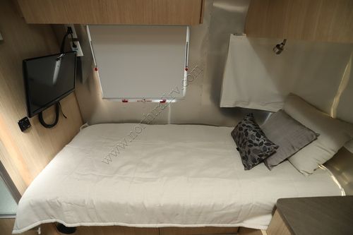 2018 Airstream Flying Cloud 25FB TWIN