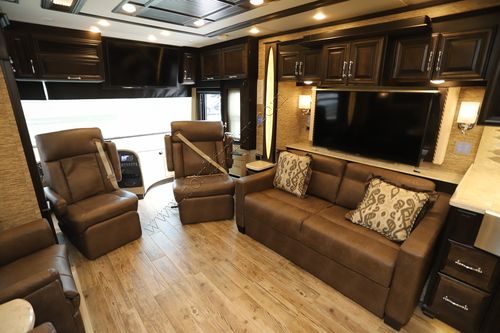 2018 Newmar Mountain Aire 4553 Class A
