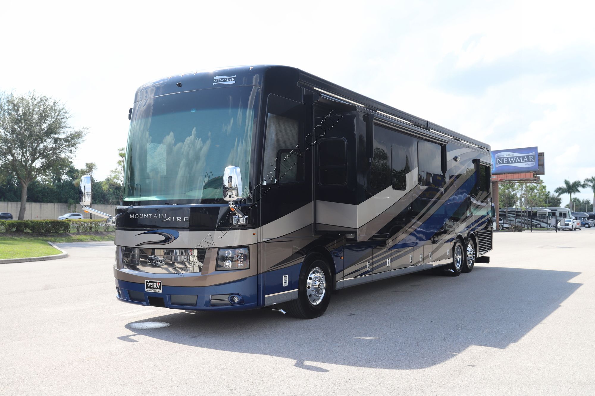 Used 2018 Newmar Mountain Aire 4553 Class A  For Sale