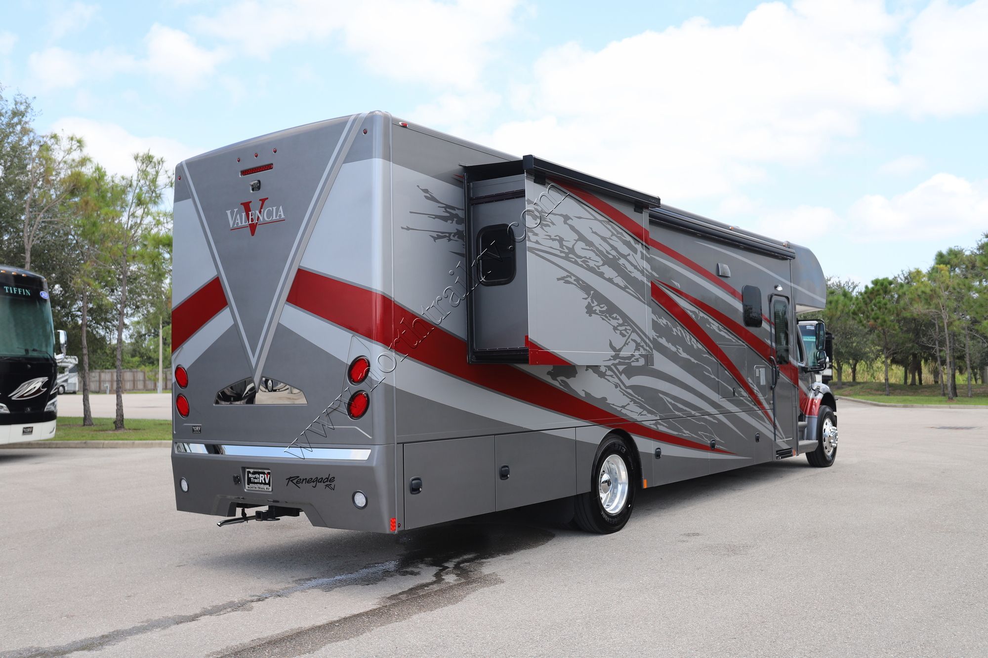 Used 2022 Renegade Rv Valencia 38RW Super C  For Sale