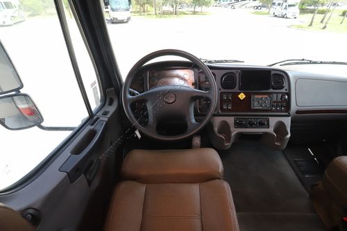 2022 Renegade Rv Valencia 38RW