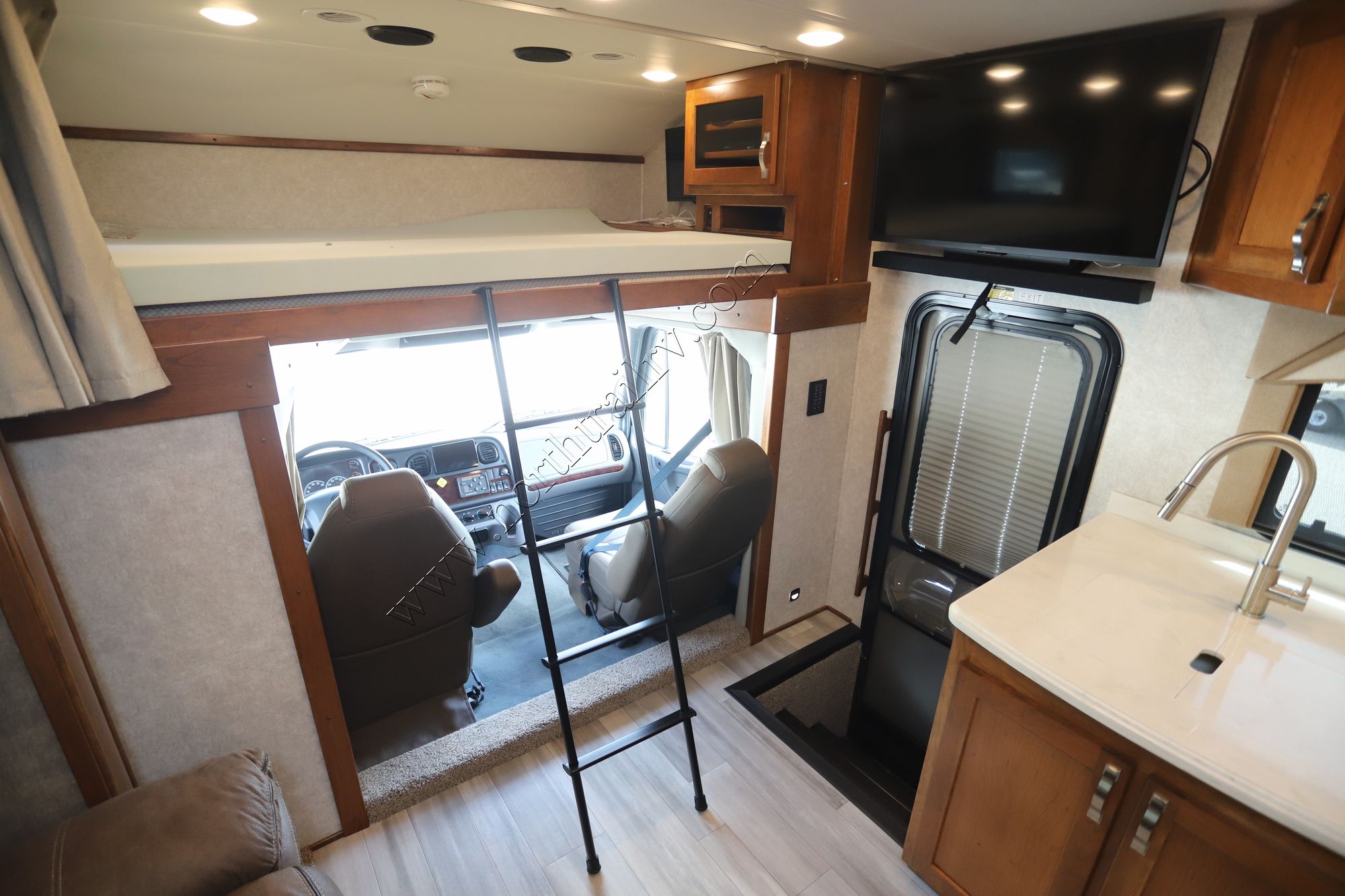 Used 2022 Renegade Rv Valencia 38RW Super C  For Sale