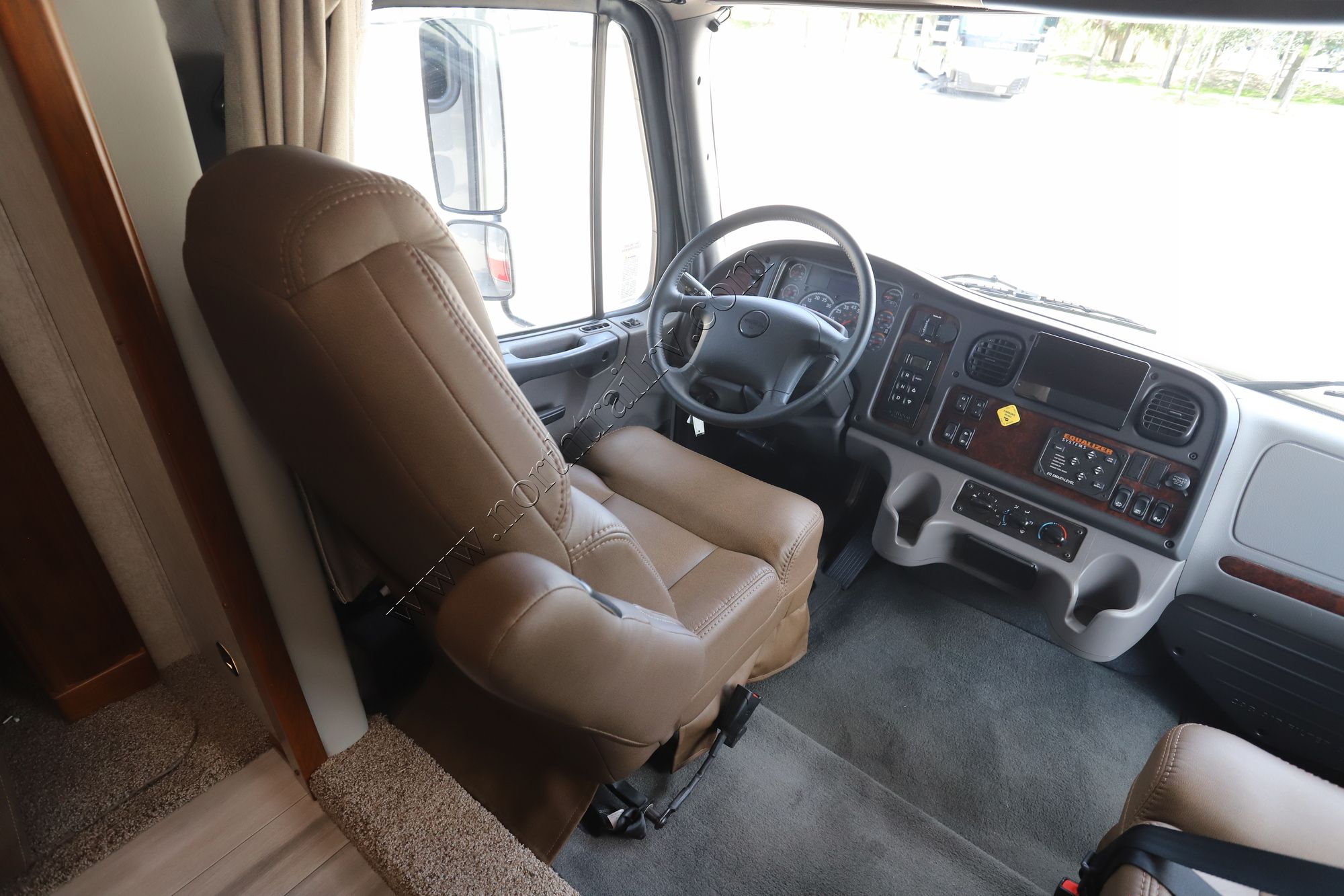 Used 2022 Renegade Rv Valencia 38RW Super C  For Sale