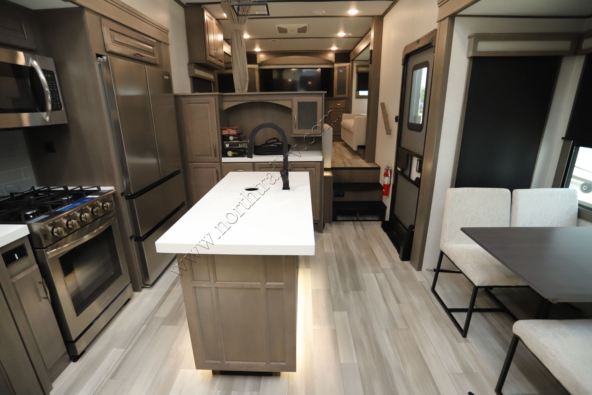 Used 2023 Grand Design Solitude 382WB Fifth Wheel  For Sale