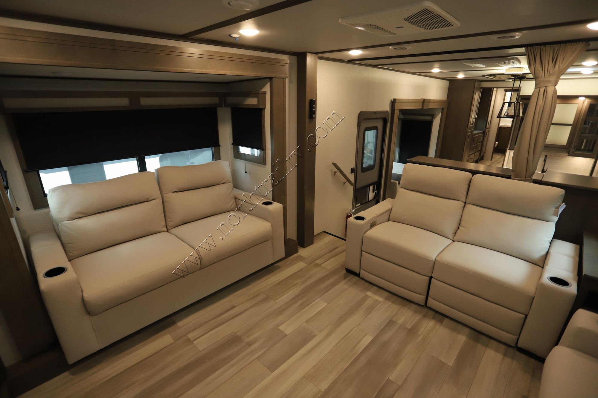 Used 2023 Grand Design Solitude 382WB Fifth Wheel  For Sale