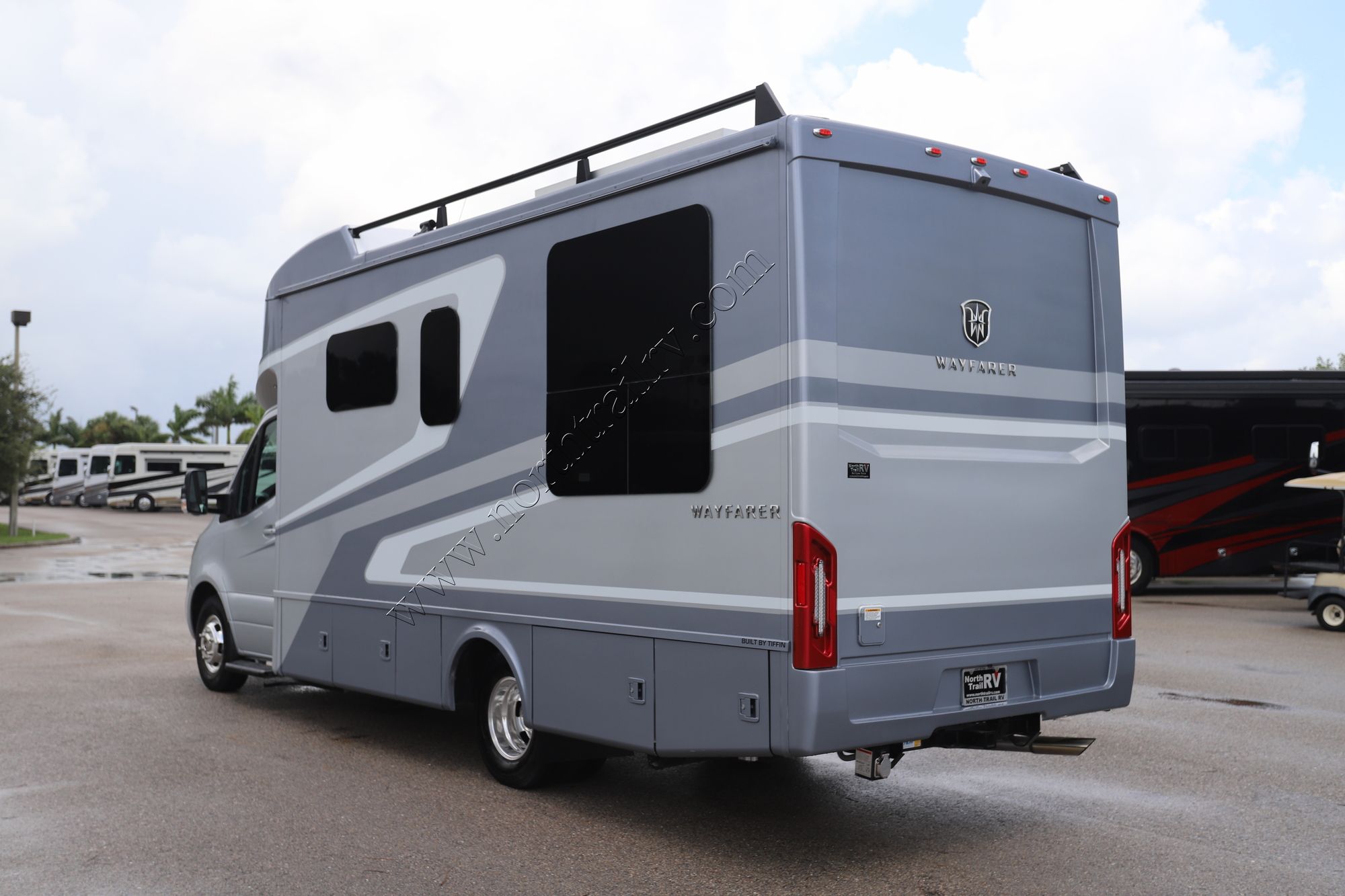 New 2024 Tiffin Motor Homes Wayfarer 25RLW Class C  For Sale