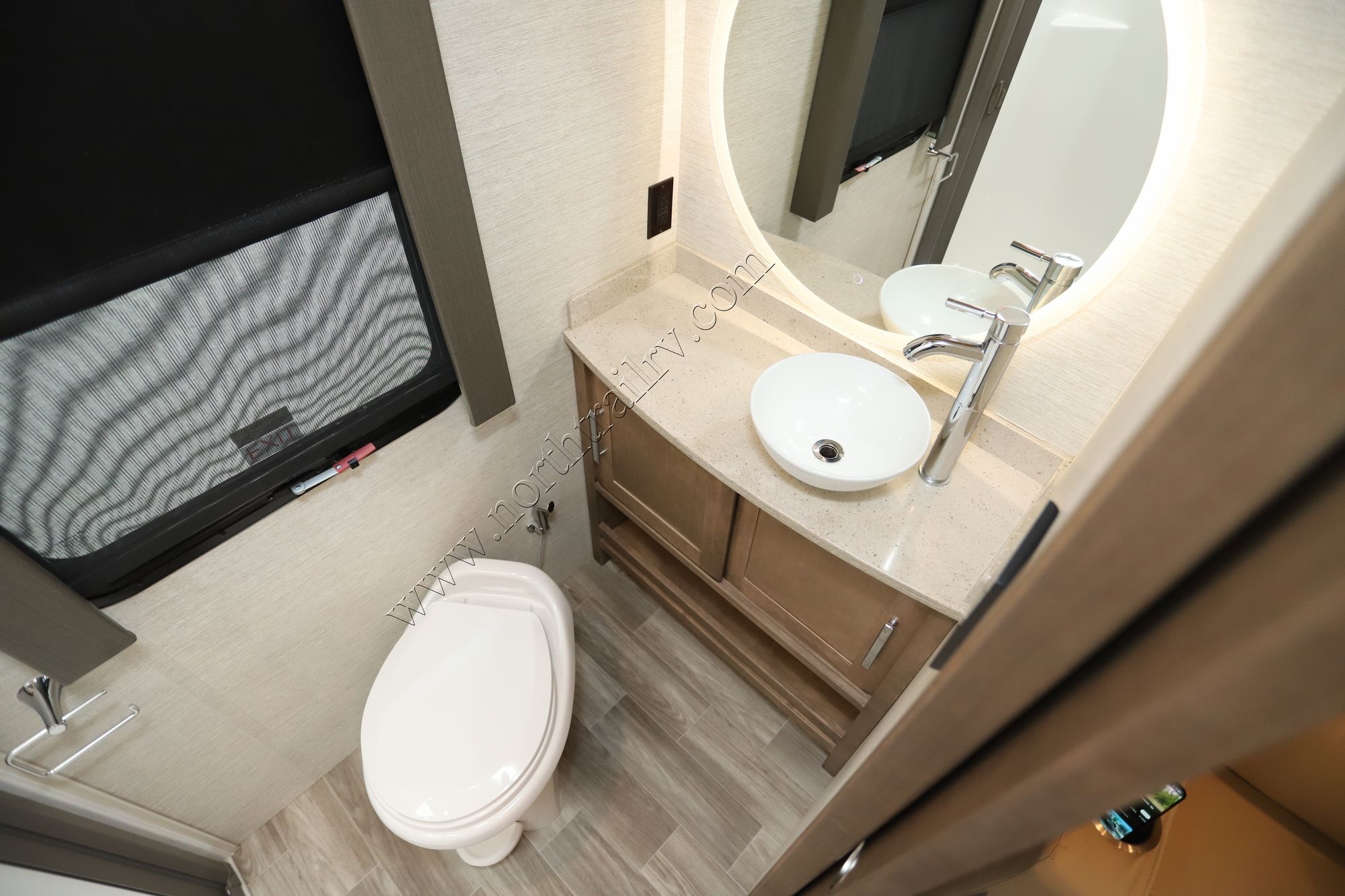 Used 2023 Tiffin Motor Homes Wayfarer 25RW Class C  For Sale