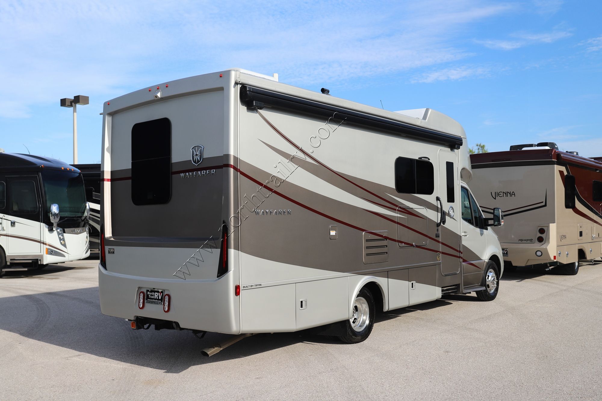 Used 2023 Tiffin Motor Homes Wayfarer 25RW Class C  For Sale