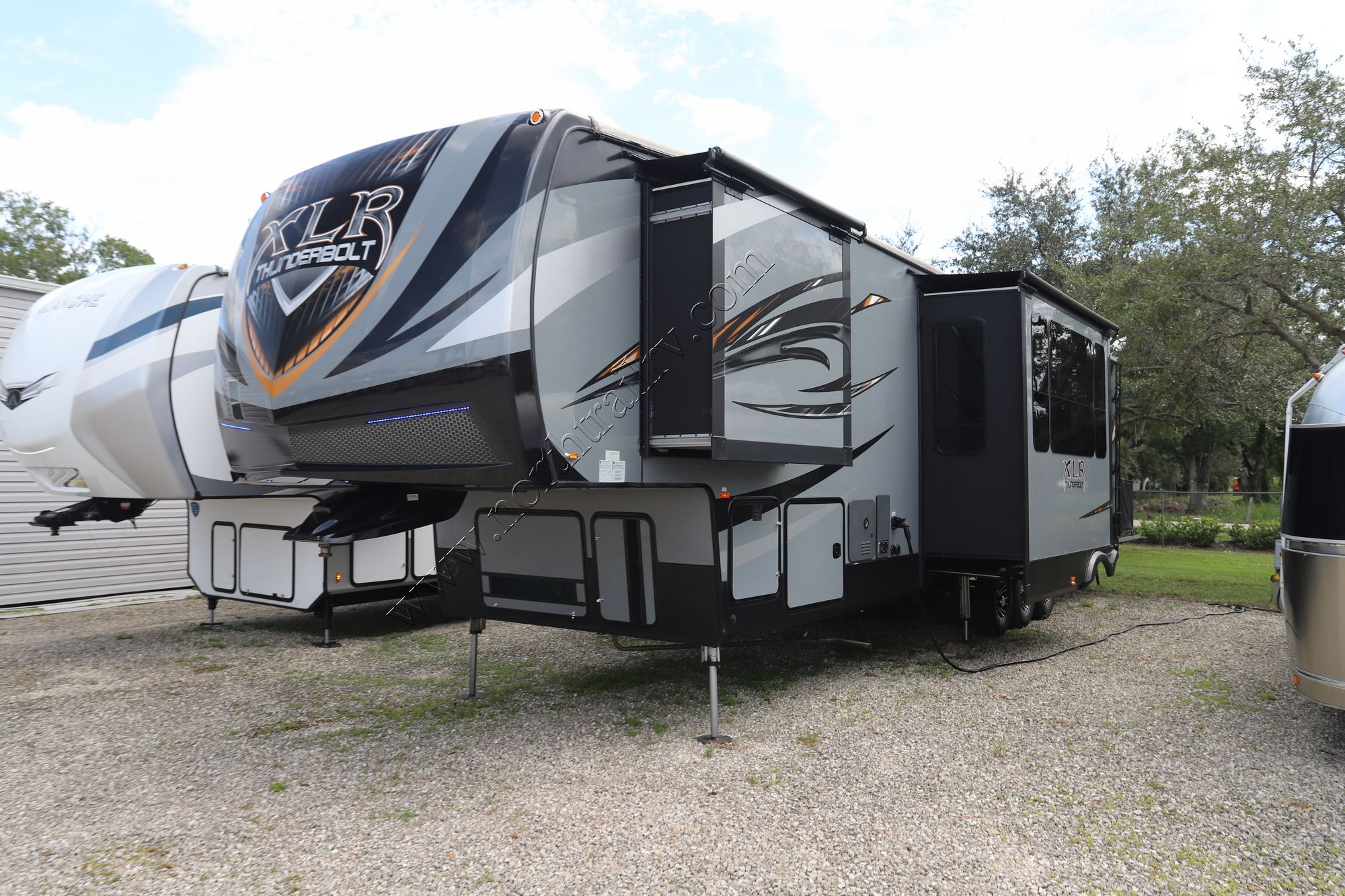 Used 2017 Forest River Xlr Thunderbolt 413 AMP Fifth Wheel  For Sale