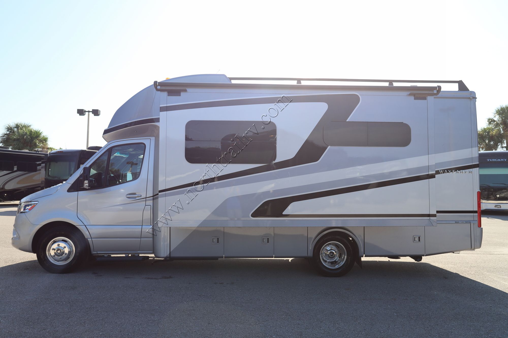 New 2024 Tiffin Motor Homes Wayfarer 25RW Class C  For Sale