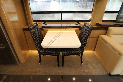 2018 American Coach American Eagle 45A