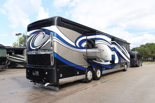 2018 American Coach American Eagle 45A