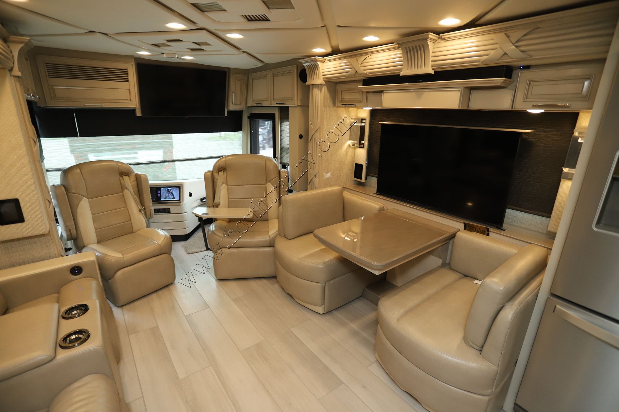 New 2024 Newmar Mountain Aire 3825 Class A  For Sale