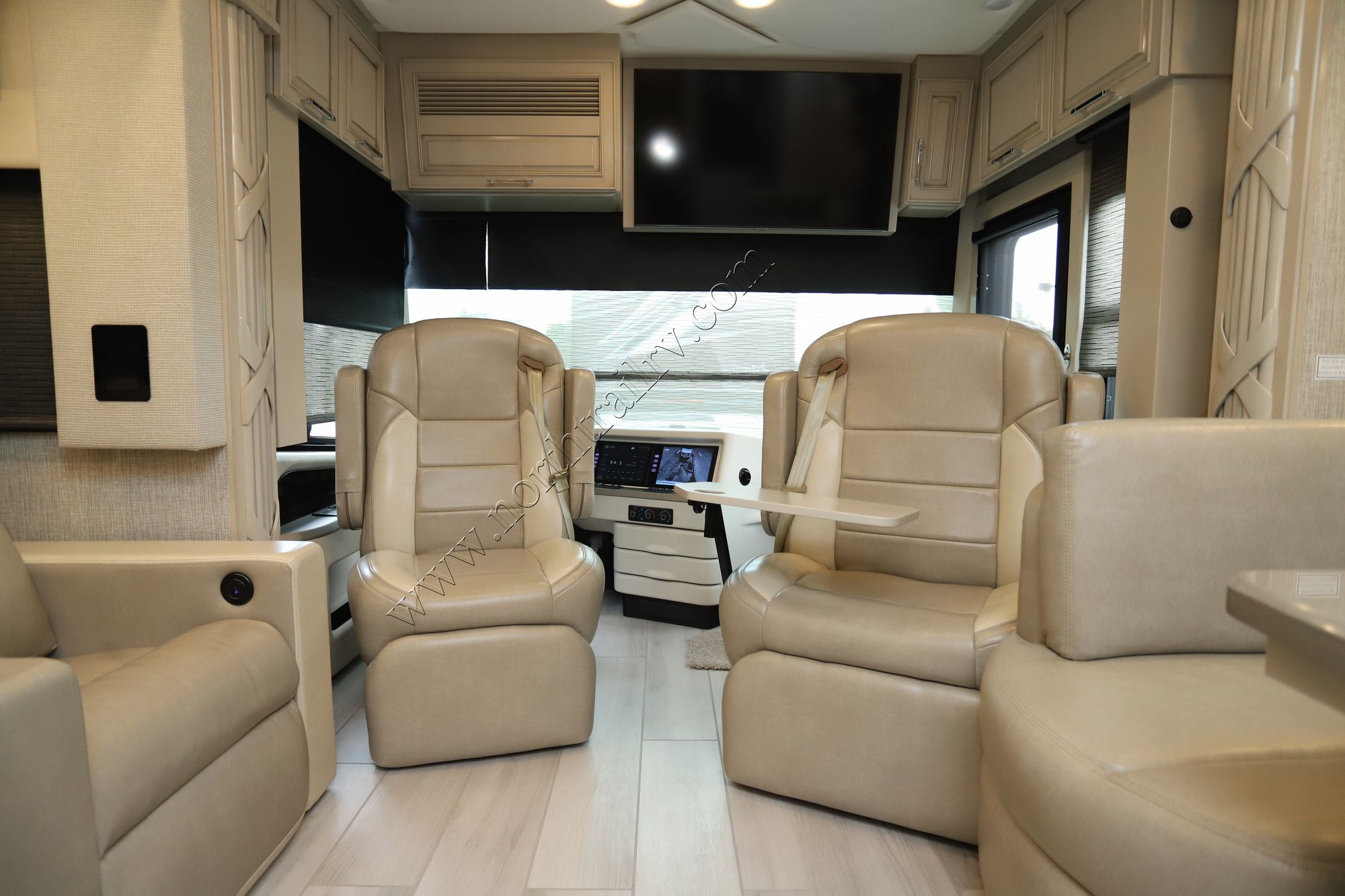 New 2024 Newmar Mountain Aire 3825 Class A  For Sale