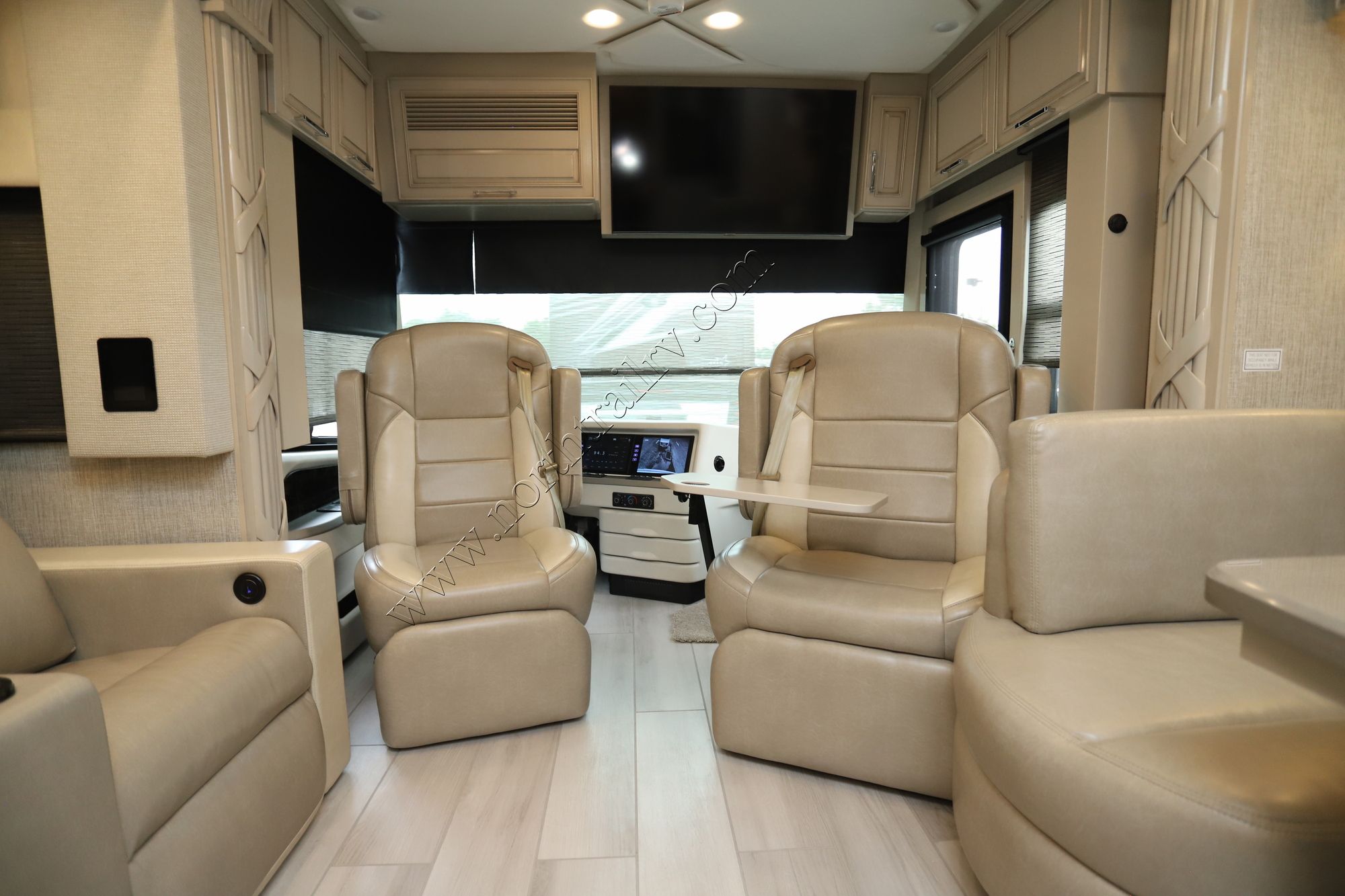 New 2024 Newmar Mountain Aire 3825 Class A  For Sale