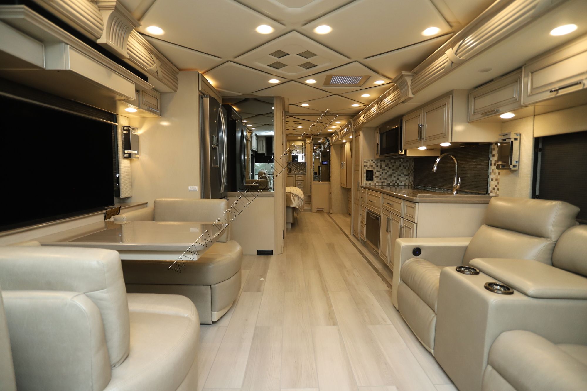 New 2024 Newmar Mountain Aire 3825 Class A  For Sale